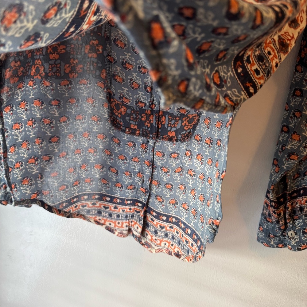 Free people Floral Button-Up Shirt in Orange and Blue size M - Picture 4 of 7